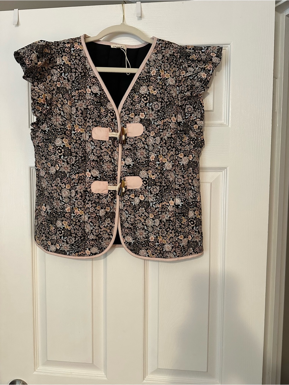JODIFL Black Floral Quilted Vest with Pink Trim